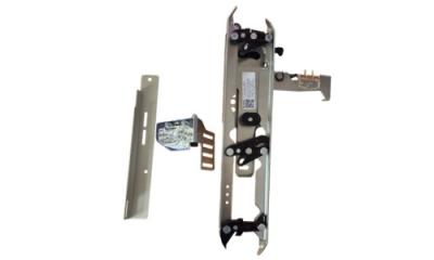 Tuerschwert Kupplungsbaugruppe kontaktieren und verriegeln.