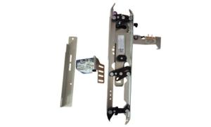 Tuerschwert Kupplungsbaugruppe kontaktieren und verriegeln.