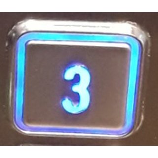 3, quadratischer Taster,erhaben, blau, Rand beleuchtet, Symbol beleuchtet